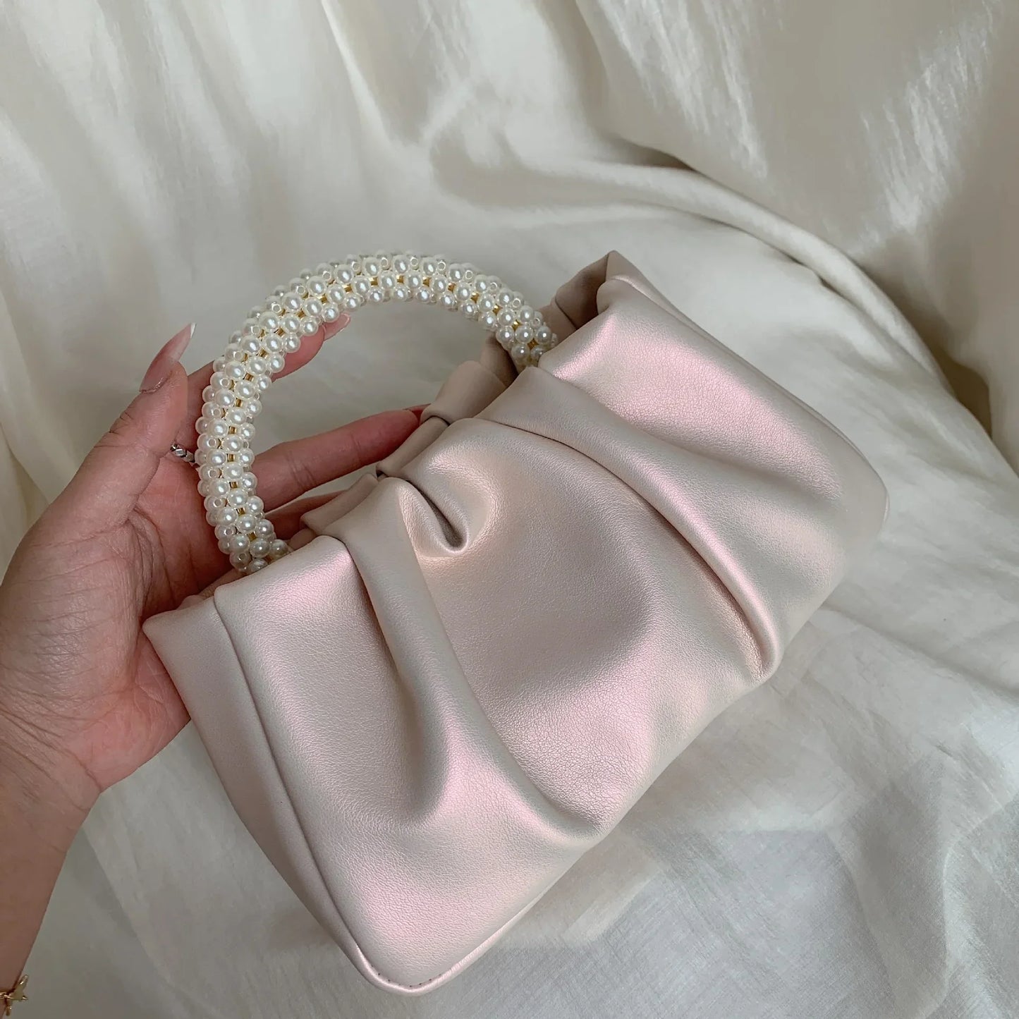 Sac Clutch en Cuir Perlé, Style Fashion et Élégant